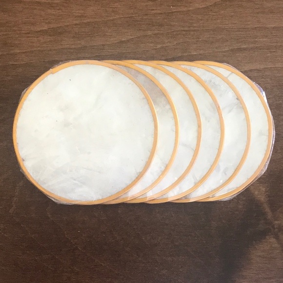 Vintage Capiz Shell 11 Flower Napkin Rings and 24 Coasters - Picture 4 of 4